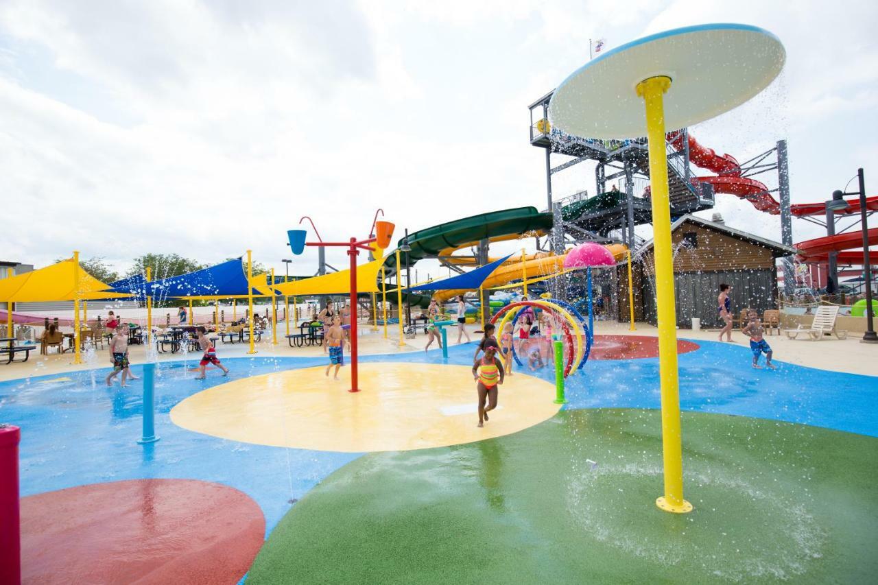 Fun City Resort Hotel เบอร์ลิงตัน ภายนอก รูปภาพ